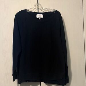 Classic Crewneck Black Sweatshirt by 44°North‎